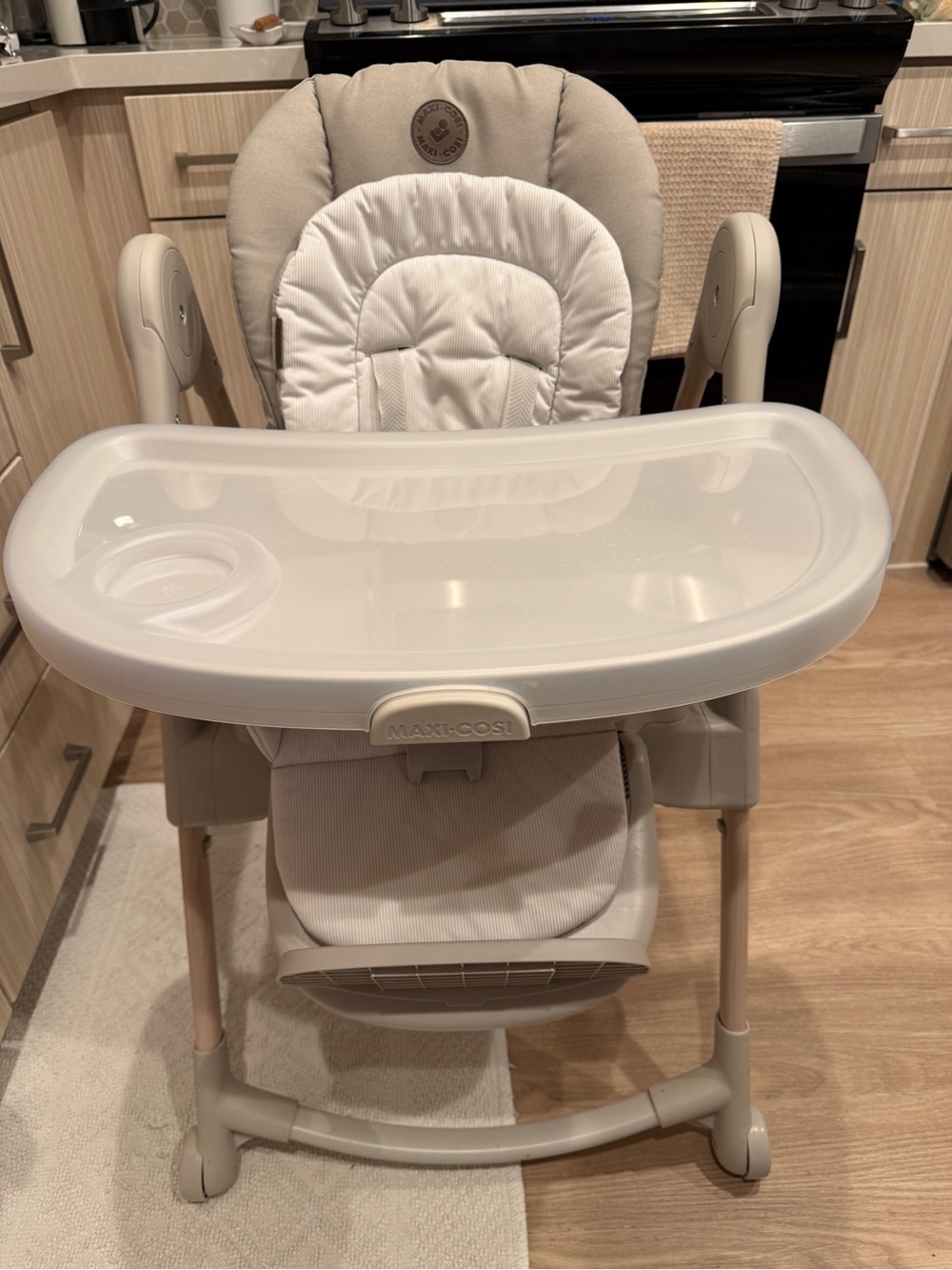 Maxi-Cosi Classic Oatmeal High Chair for Kids - Cream - Picture 5 of 11
